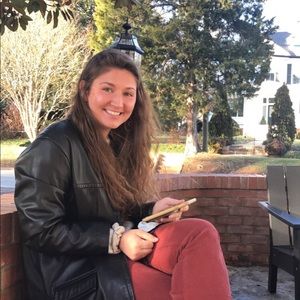 Meet your Posher, Natalie